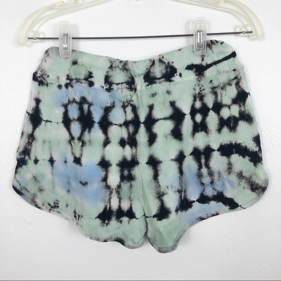 Daydreamer Tie Dye Thermal Drawstring Lounge Shorts in Green Wash - Picture 6 of 7